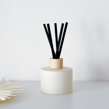 Load image into Gallery viewer, Matt Ivory Glass Diffuser Bottle And Reeds
