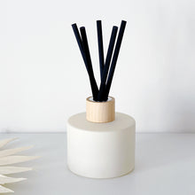 Load image into Gallery viewer, Matt Ivory Glass Diffuser Bottle And Reeds