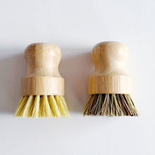 Load image into Gallery viewer, Set Of 2 Dish Brushes - Washing Up Scrubbing Brush Shelf Life
