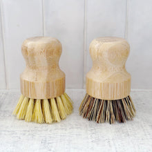 Load image into Gallery viewer, Set Of 2 Dish Brushes - Washing Up Scrubbing Brush Shelf Life
