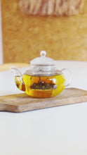 Load and play video in Gallery viewer, Ribbed Glass Tea &amp; Coffee Mug

