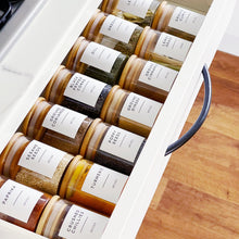 Load image into Gallery viewer, Glass Spice Jar With White Personalised Label And Airtight Natural Bamboo Lid
